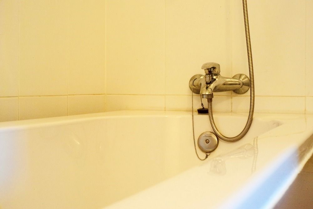 J. Park Hotel Chonburi Buitenkant foto